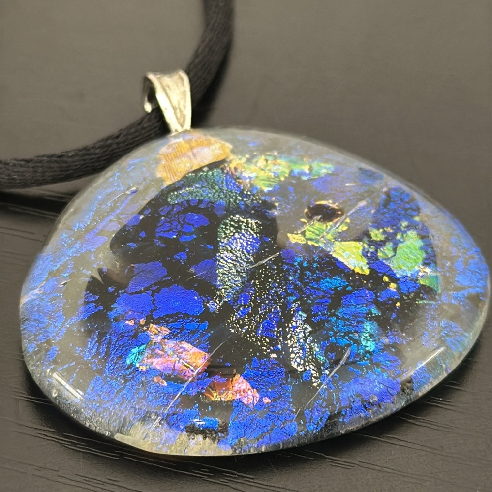 Beautiful Large Signed Glass Vintage Pendant On Cord Necklace - Picture 13 of 15
